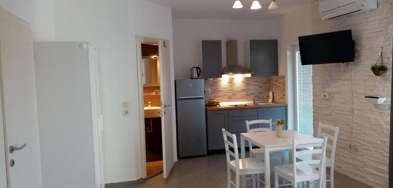 Summerhouse Duce Omis מראה חיצוני תמונה